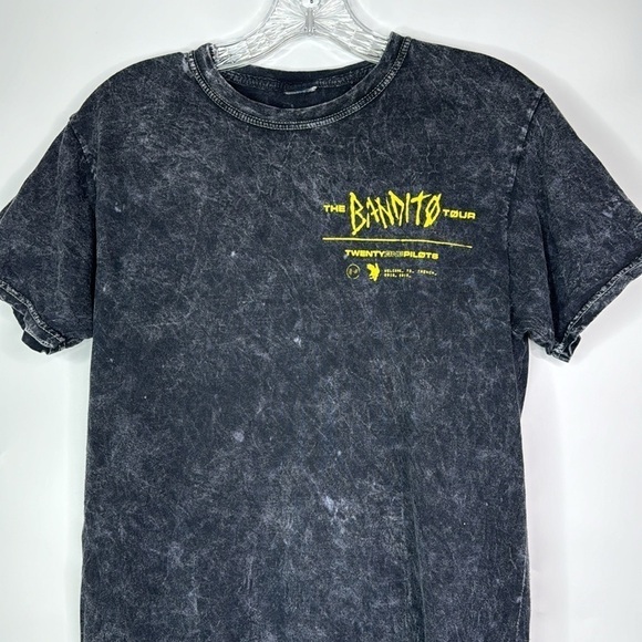 Twenty One Pilots Bandito Tour 2018 Grey Tshirt Small - Picture 2 of 7